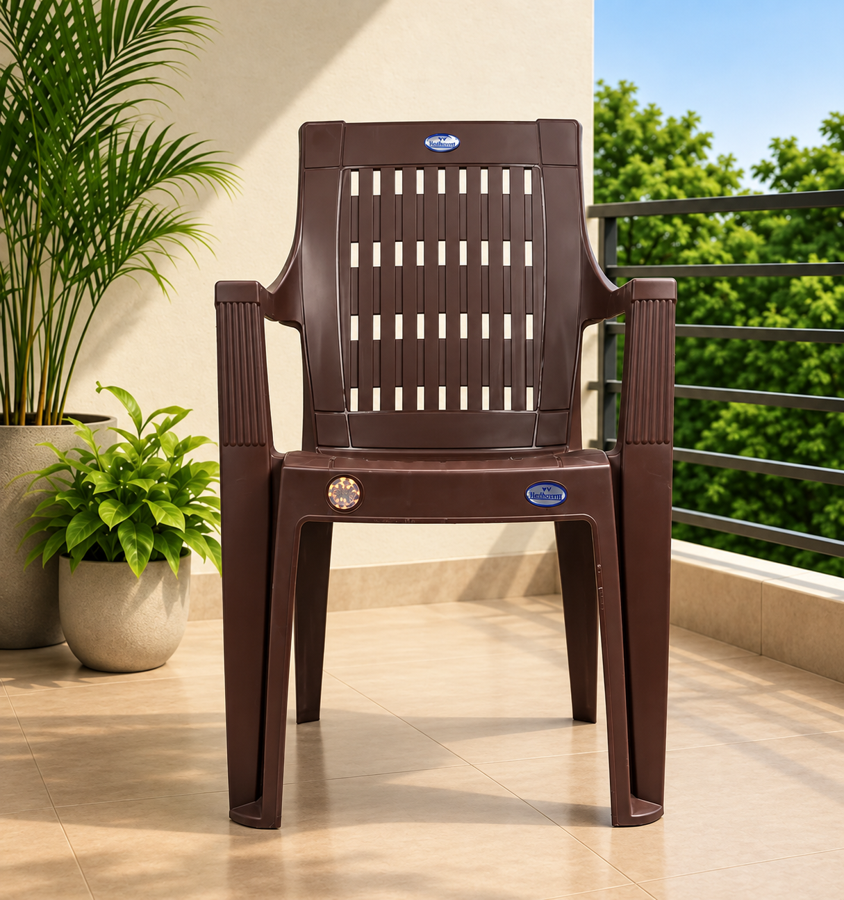 Leo Armchair (Dark Chocolate Brown)
